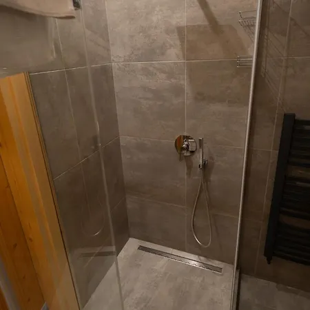 Pod Beskidkiem * شتوروك