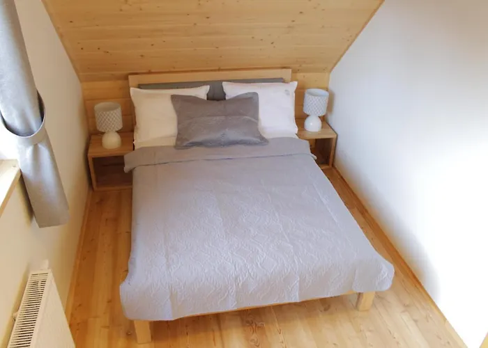 Pod Beskidkiem * 什切尔克