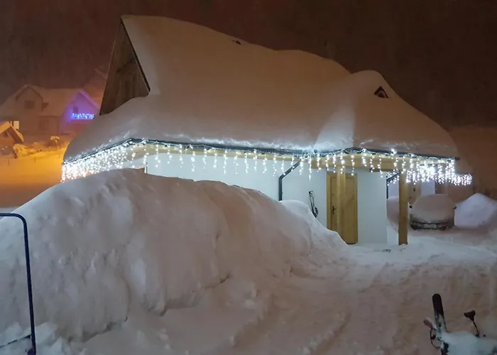 Pod Beskidkiem 木屋 *