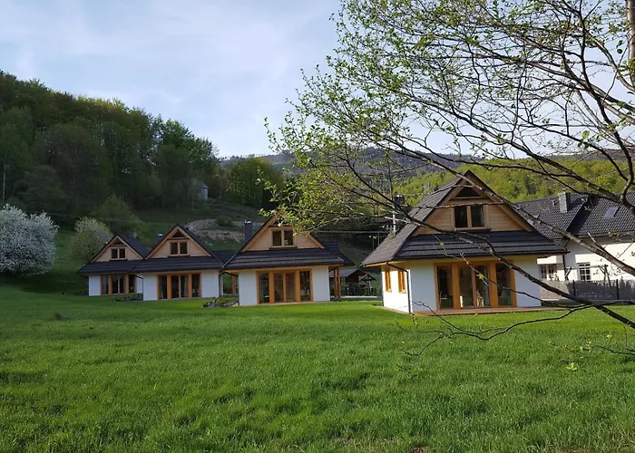 Pod Beskidkiem בקתה שצ'צ'ירק